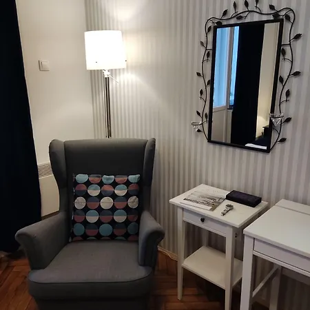 精选客房旅馆 3*