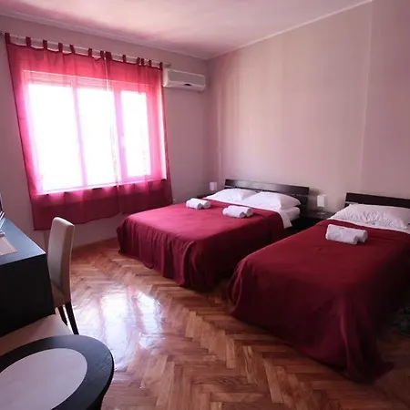 精选客房旅馆 3* 贝尔格莱德